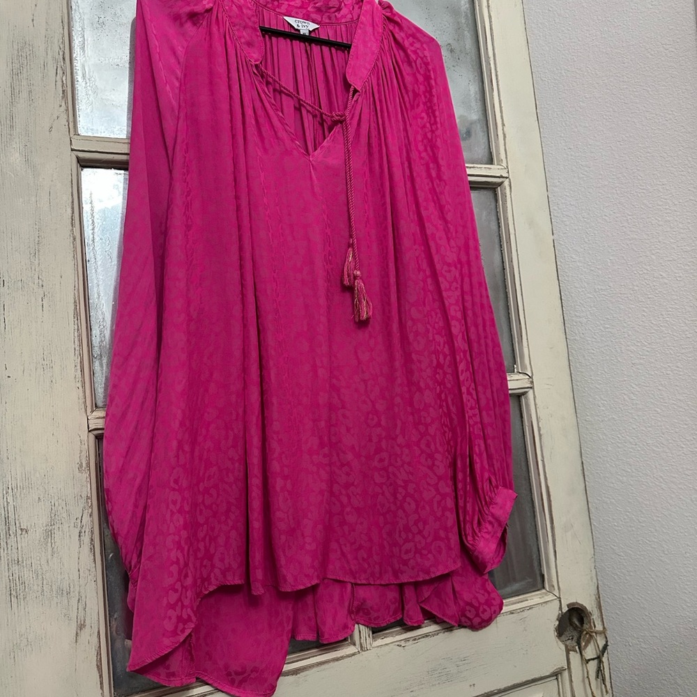 Crown & Ivy Pink Asymmetrical Long Sleeve Blouse